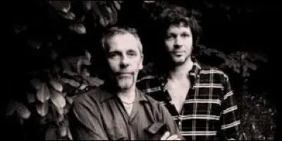 ''Le Creux de ta main'' est une chanson du groupe Détroit. Qui en fait partie depuis la dissolution de son groupe précédent ?