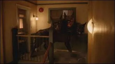 Qui réussit à tuer Cerbère et comment ?