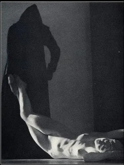 Ces sauvages vont la dépouiller, la massacrer à coups de pots cassés, démembreront son corps puis la brûleront dans un lieu appelé :