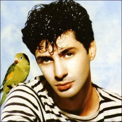 Là, sur sa peau gravée - A l'encre bleue dessiné, da da dap dap !