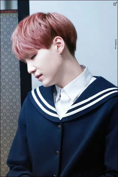 Quel jour est l'anniversaire de YoonGi ?