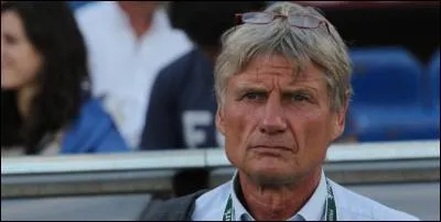 C'est un ancien joueur de rugby à XV international français, né le 1er octobre à Colomiers. Il a joué et entraîné au Stade Toulousain.