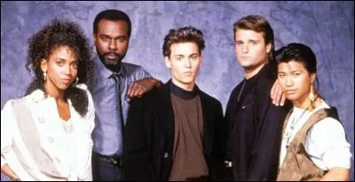 Quel acteur est devenu célèbre grâce à la série télévisée "21 Jump Street" ?