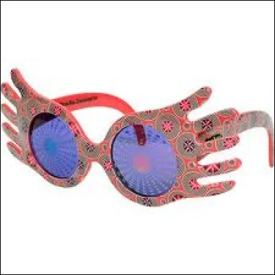 Comment appelle-t-on les lunettes de Luna ?