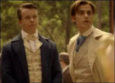 Pourquoi Stefan déteste-t-il Julian ?