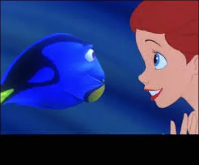 Ariel est dans l'océan. Elle tombe nez à nez avec un poisson bleu ayant des problèmes de mémoire. Comment s'appelle-t-il ?