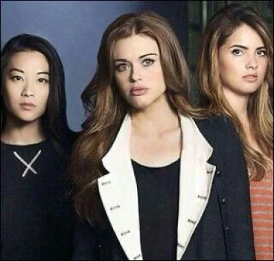 De qui Stiles est-il amoureux depuis longtemps ?