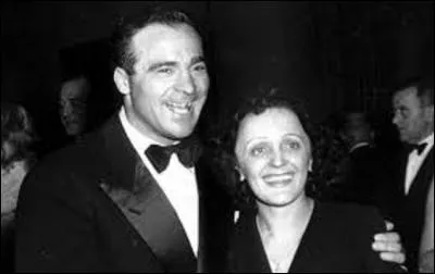 Marcel Cerdan est né le 22 juillet 1916, à Sidi Bel Abbès (Algérie). Champion de boxe, surnommé "le Bombardier marocain", il combat durant sa carrière 123 fois pour 119 victoires dont 61 ko. Il décède dans un accident d'avion le 28 octobre 1949 en rejoignant à New-York la chanteuse Édith Piaf, sa compagne de l'époque. Mais dans quelle catégorie devient-il champion du monde de 1948 à 1949 ?