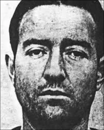 Pierre Loutrel est né le 5 mars 1916. Premier bandit à être désigné comme ennemi public n°1, il est l'un des meneurs du "Gang des tractions avant", qui terrorisera la France de février à novembre 1946 avec pas moins d'une quinzaine de braquages. Grièvement blessé au bas ventre en rangeant son pistolet lors d'un hold-up, il meurt de ses blessures le 06 novembre 1946.Quel était son surnom ?