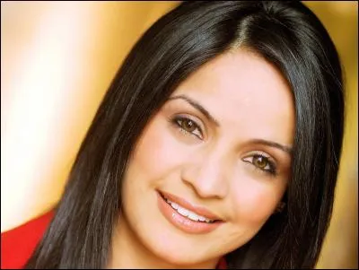 Mme Ruby Dhalla est tout simplement charmante, non ? Elle est pourtant bien &eacute;lue &agrave; la "Chambre des communes" (... et ne cherchez pas de mauvaise allusion, je vous en prie ! ). Dans quel pays ?