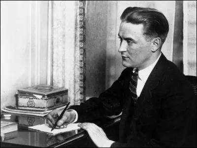 Et pour finir cette première dizaine de célébrités, encore un écrivain américain ! Lequel ?