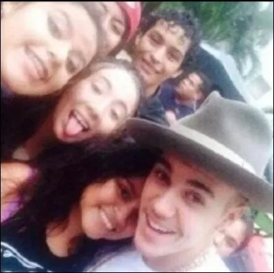 Comment appelle-t-on les fans de Justin Bieber ? (ce n'est pas marqué dans le titre)