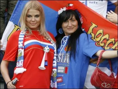 Voilà ce qui s'appelle "porter haut les couleurs" ! Mais de quel pays, ma foi ?