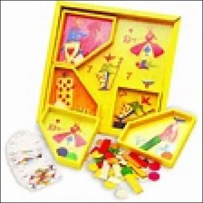 Quel est le matériel de base pour jouer au "nain jaune" ?