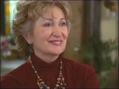 Qui est cette dame et son pouvoir ?