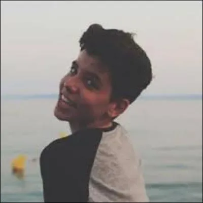 Quand est sortie sa toute première vidéo ?