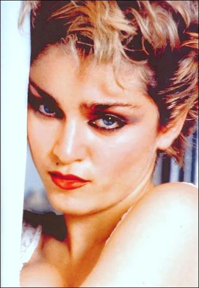 C'est tellement facile que j'ose &agrave; peine vous demander le titre !