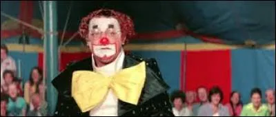 Dans le film "L'Aile ou la cuisse", qui rêve de devenir un clown ?
