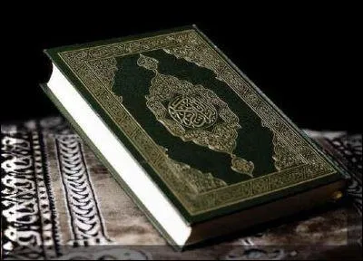 Quel est le texte sacré de l'islam ?