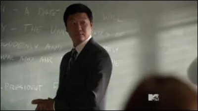 Comment se nomme ce professeur ?