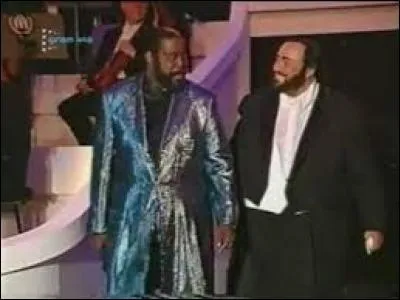 Deux grands messieurs de la chanson se rencontrent, trouvez le nom du deuxième !