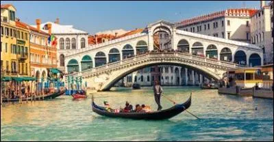 Quel est le nom italien de la ville de Venise ?
