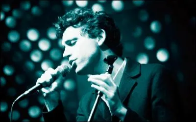 Quel a été son premier titre français ?