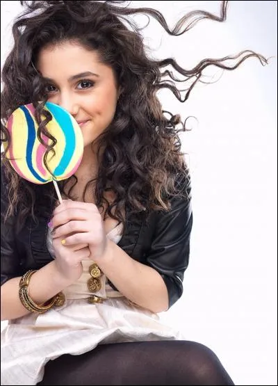 Dans quelle série a-t-elle commencé ?