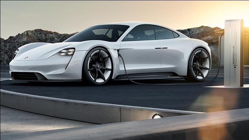 Comment s'appelle cette Porsche 100% électrique ?