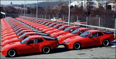 Comment s'appelle cette Porsche ?