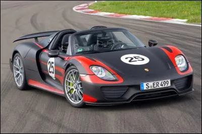 Quel chrono cette Porsche 918 Spyder équipée du Pack Weissach a fait sur le Nürburgring ?
