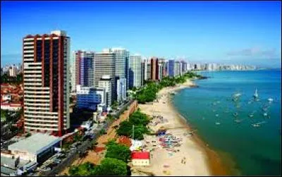 Où se situe Fortaleza ?