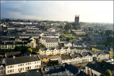 Où se situe Kilkenny ?