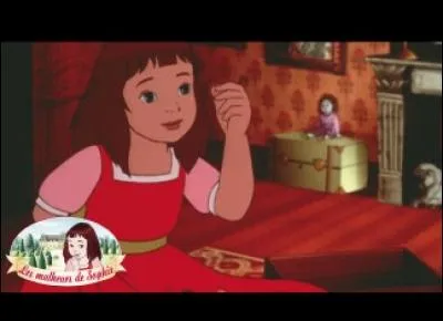 Dans l'épisode 3, à la fin de l'épisode, que fait la mère de Sophie quand elle apprend que Sophie a volé les outils de la boîte à ouvrage ?