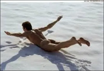 Par définition, cet état n'assure plus les fonctions vitales d'un être à sang chaud, suite à une température trop froide de son corps. Cela se nomme ...