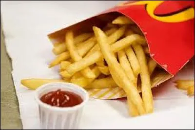 Combien de calories contient la barquette de frites moyenne ?