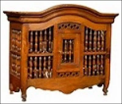 Encore une question de bonne odeur. Quel est le nom du meuble à claire-voie dans lequel on enferme le pain ?