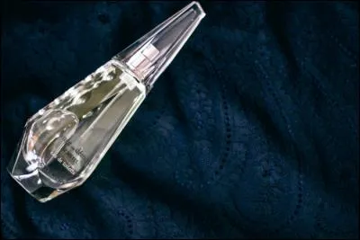 A qui doit-on le parfum "Ange ou Démon, Le Secret" ?