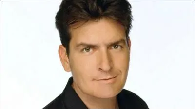 Charlie Sheen aurait-il voulu cacher ses origines ?