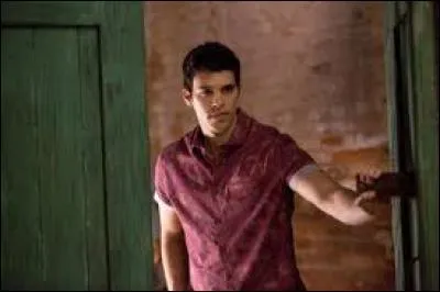 Qui est-ce ? (2 réponses)