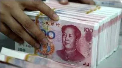 Monnaie du pays où il y a les chutes Victoria, le parc national Hwange..., c'est celle du / de l' :