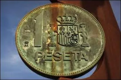 Moneda dont le pays parle la langue du premier mot de cette question, c'est celle de l' / du / de la :