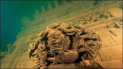 Cette "Cité aux lions" a été engloutie en 1959 : où se trouvait-elle ?