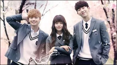 Quelle chanson est un ost pour Who Are You School 2015 ?