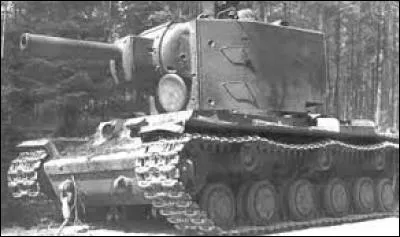Le KV-2 est un char ...