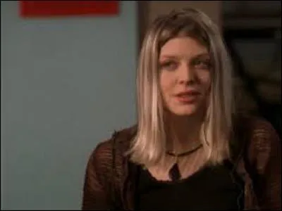 Qui est cette fille ?