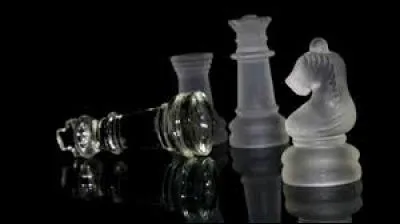 Depuis 2013, qui est le champion du monde des échecs ? (2016)