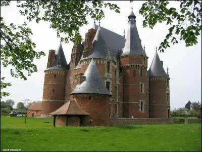 Ce château a été construit, non loin de Rouen, par une famille de riches marchands à la fin du XVe siècle. De quel château s'agit-il ?