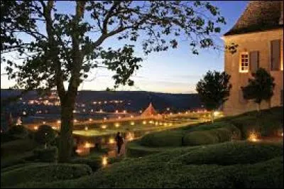 Comment appelle-t-on les visites nocturnes des jardins de Marqueyssac ?