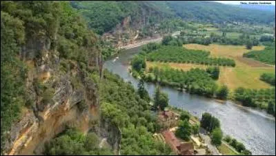 Laquelle de ces questions est posée aux habitants de Biron ?